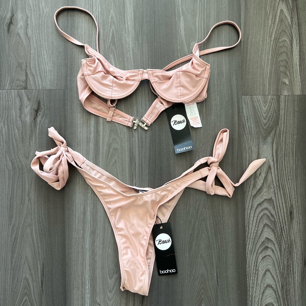 Boohoo bikini set - size 2